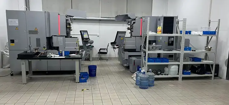 Machining floor