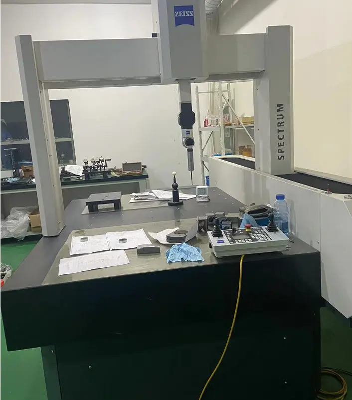 ZEISS coordinate measuring machine in the inspection room